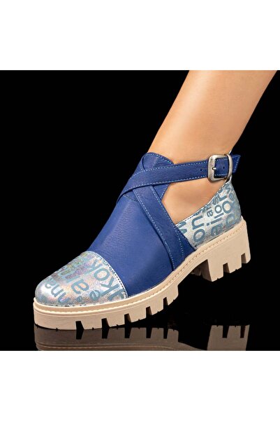 Modlet.ro Дамски ежедневни обувки с каишки в синьо и сребристо, изработени от...