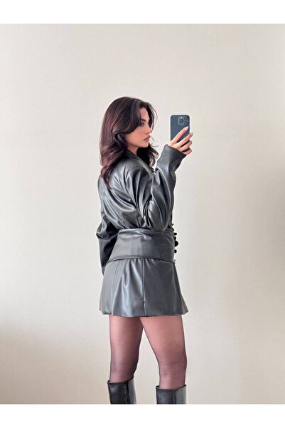 LOCH BUTİK Women's Black Long Sleeve Buttoned Ornamental Pocket Leather Jacket Suit