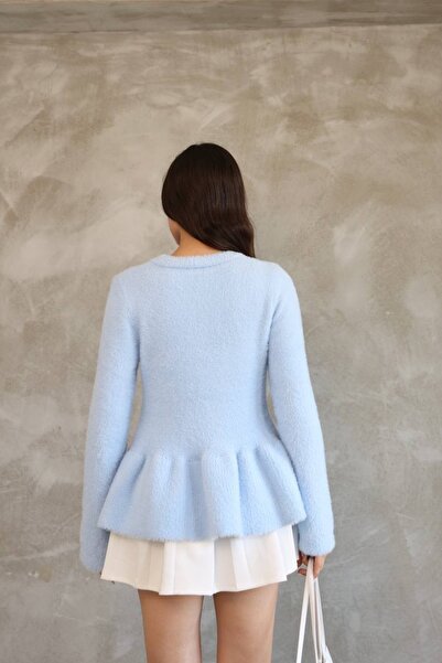 R&G RIMANERE GIOVANI Kadın Yumuşak Dokulu Düğmeli Fırfır Detaylı Triko Hırka