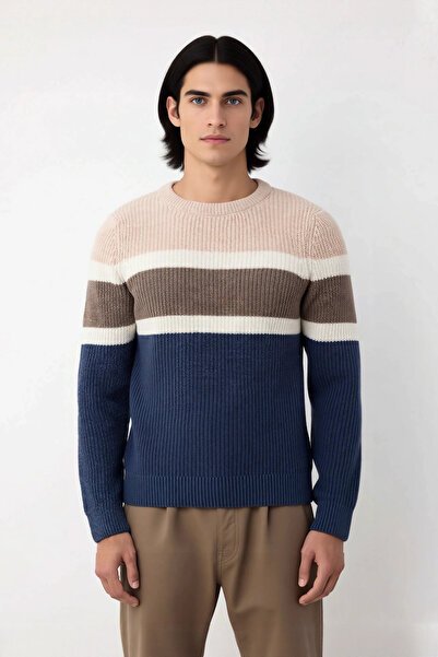 PayBuy Men's Fitted Cut Crew Neck Color Block Thick Knit Sweater Ideal Choice for Casual Outfits.