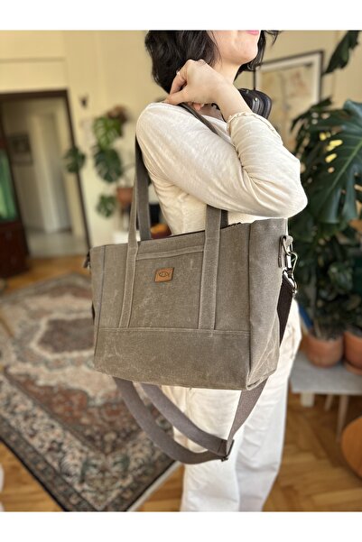 Atelier Lapina Kahve / Mutlu Orman / Fermuarlı, Çapraz Askılı, Mumlu Kanvas K...