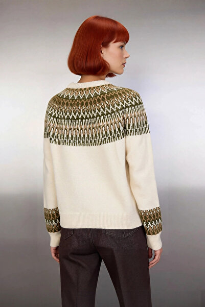 PayBuy Women's Regular Fit Ethnic Patterned Crew Neck Raglan Sleeve Knitwear Sweater Ideal for Winter Days Elegance