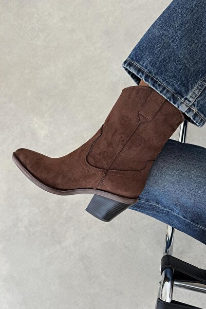 STRASWANS Γυναικείες μπότες με τακούνι Maven σε καφέ χρώμα