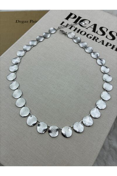 Hedef Bijuteri Silver Color Round Sequin Crushed Textured Necklace
