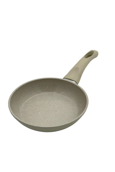 B&D FORGED ALUMINUM FRY PAN 14CM
