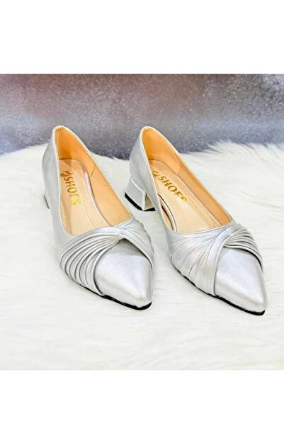 1way Stylish wide-heeled shoes