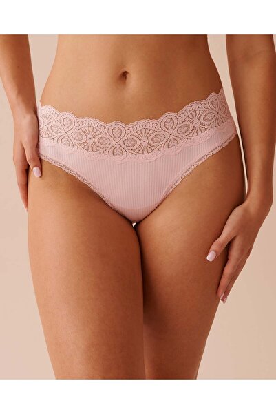 La Vie en Rose Lace Trim Ribbed Thong Panty