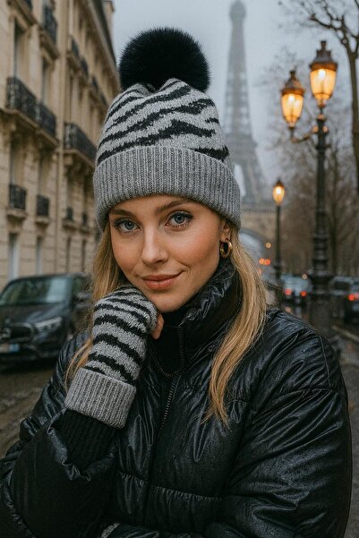 MARBERRY Gray Zebra Patterned Women's Beanie Gloves Set of 2