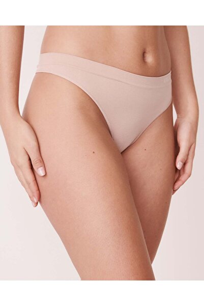 La Vie en Rose Seamless Fabric Thong Panty