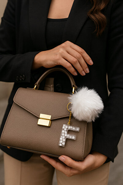 Bellinzona Breloc cu litera F și detaliu de perlă [cu opțiune de pompon]