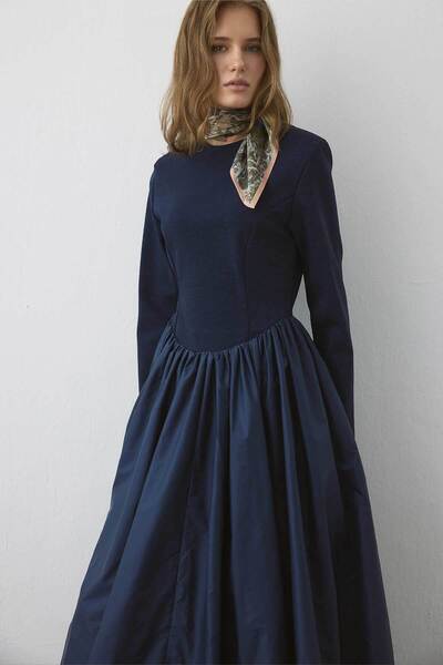 Hooopstore Μπλε ναυτικό φόρεμα με φούστα σε σχήμα μπαλόνι