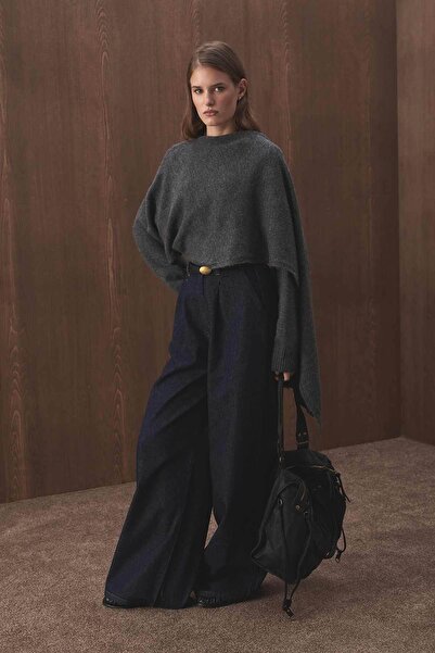 Hooopstore سترة تريكو مفصلة بتفاصيل الكابوشون من أنتاراسيت