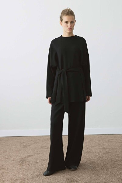 Hooopstore Comfortable Cut Black Trouser Suit with Waist Tie Detail