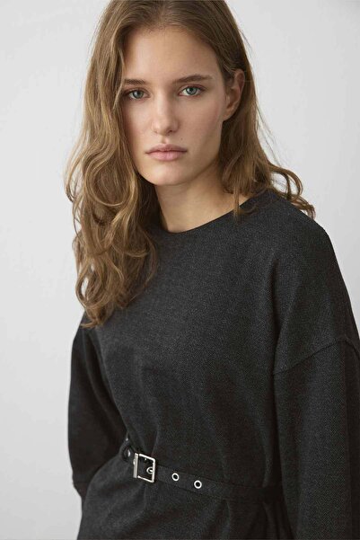 Hooopstore Μαύρο κοστούμι με λεπτομέρεια ζώνης και παντελόνι