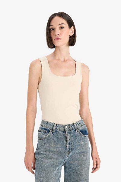 DeFacto Slim Fit Slim Fit Basic Plain Square Neck Undershirt (25 Au)