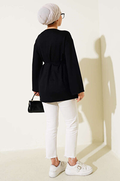 Smy moda Spanish Sleeve Lace-Up Tunic Crew Neck