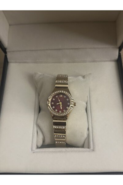 QUARTZ Vintage Model Wristwatch in Burgundy Gift Box