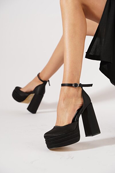 Moda Pie Marlowe Blunt Toe Platform Heeled Shoes Black Satin