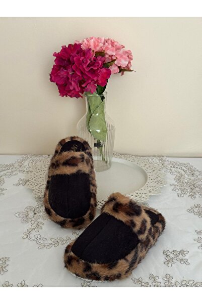 FivemodaSpor Leopar Desenli Yumuşak Tüylü Ev Terliği