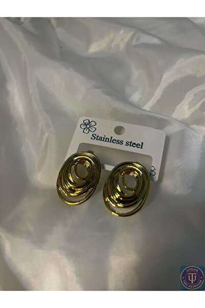 uyguntakıaksesuar Gold Spiral Form Küpe – Modern ve Şık Tasarım
