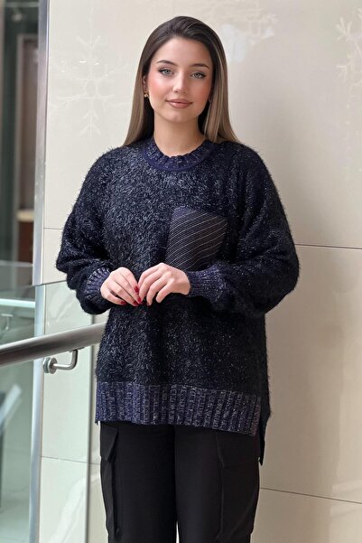 Ghisa Sim Tunic with Drawstring Pocket Detail