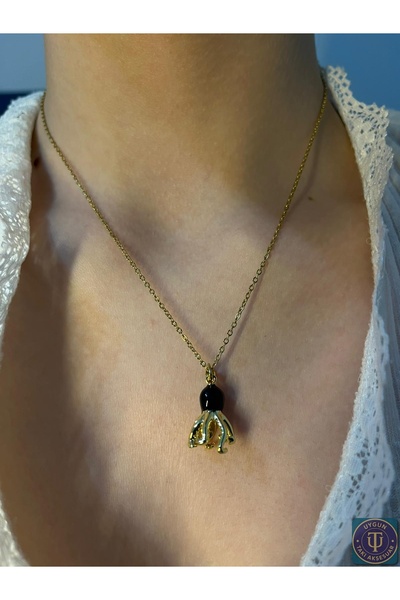 uyguntakıaksesuar Siyah Boncuklu Gold Ahtapot Tasarım Kolye – Modern ve Zarif Stil