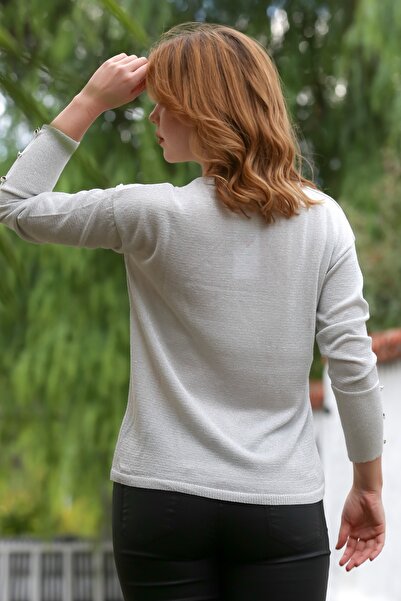 Chiccy Pulover tricotat subțire cu mânecă lungă, cu decolteu în V, cu nasturi, bej 63 58