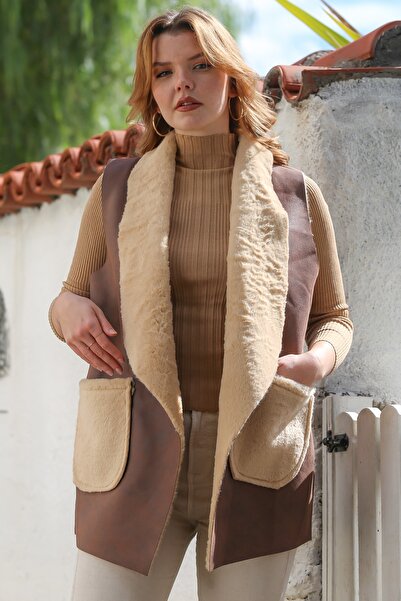 Chiccy Italian Caramel Color Shawl Collar Sleeveless Pocket Inside Plush Casual Suede Woven Vest 75 62