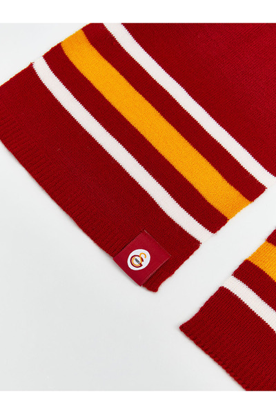 LC Waikiki Soly Galatasary Embroidered Boys' Scarf Beanie Gloves Set