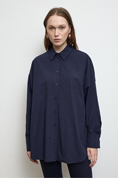 QANU Базова бавовняна сорочка синього кольору