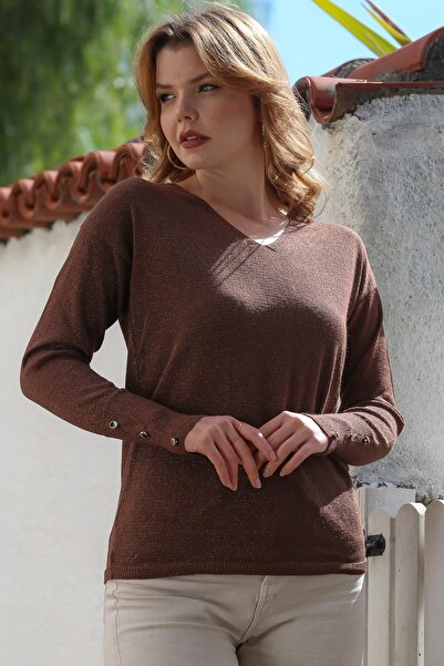 Chiccy Καφέ πουλόβερ με λεπτή ασημί ύφασμα με μακρύ μανίκι με κουμπιά 63 58