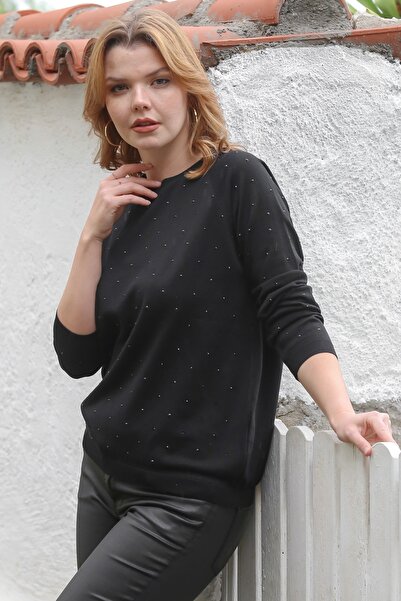 Chiccy Μαύρο πλεκτό πουλόβερ με στρογγυλή λαιμόκοψη και μακριά μανίκια με λεπτές χάντρες 0 0