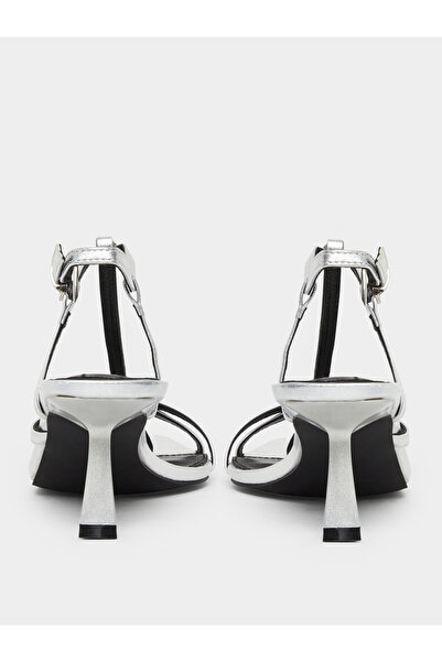 Raid By Styli Layne Pointed Toe T-Bar Strap Sandals