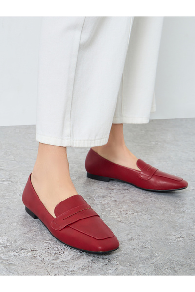 Raid By Styli Levissa Square Toe Loafers