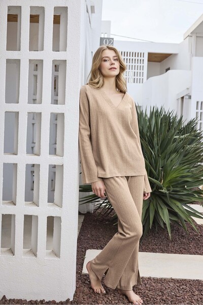 ANGELİNA Knitwear V-Neck Leg Slit Detailed Women's Long Sleeve Pajama Set
