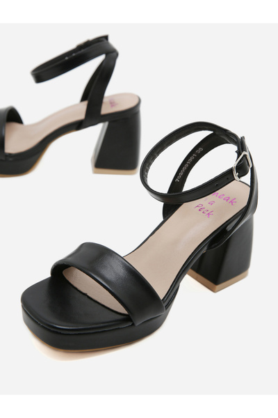 Sneak-a-Peek By Styli Plain Ankle Strap Block Heel Sandals