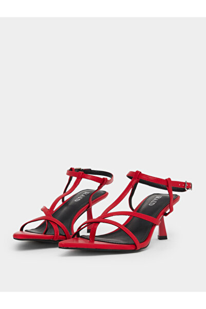 Raid By Styli Layne Pointed Toe T-Bar Strap Sandals