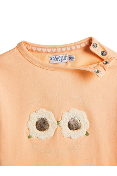 Dirkje By Styli Girls Embroidered T-Shirt and Shorts Set