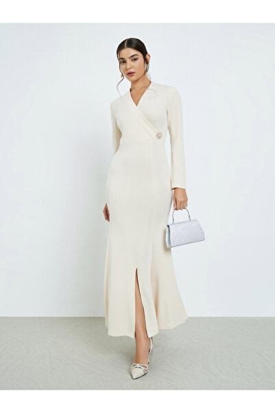 Styli فستان ماكسي بيج مع بروش مزخرف