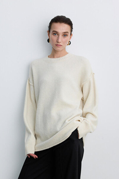 BE BLUE Ekru Knitted Sweater with Sewing Details