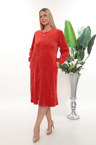 STELLETO Women's Sleeve Lace and Stone Detailed Zippered Plus Size Velvet Dress