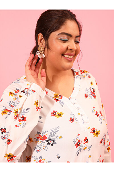 CURVY STREET By Styli Plus Floral Top with Long Sleeves
