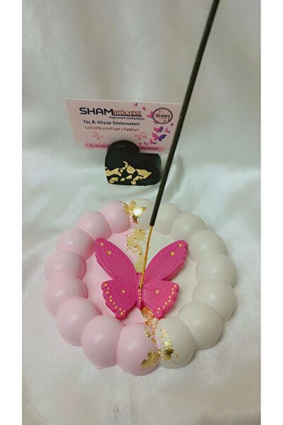 shamatolyesi Sham Atölyesi tasarımı, pembe kelebekli ve altın detaylı zarif b...