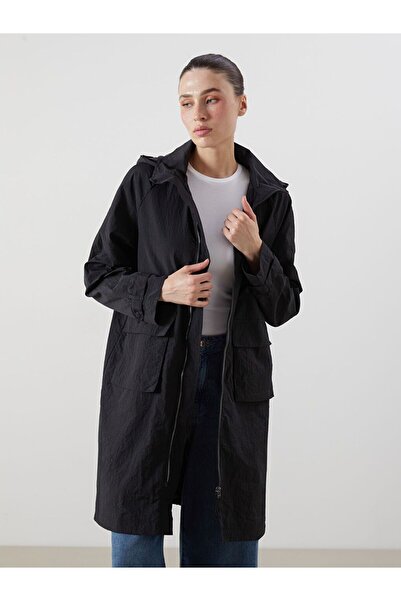 LC Waikiki Γυναικείο αδιάβροχο LCWAIKIKI Classic με κουκούλα