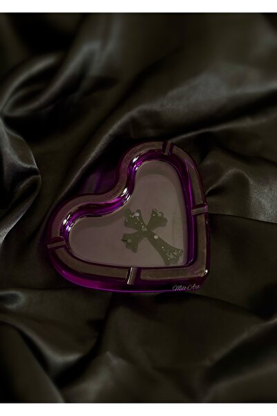 Milo Art El Yapımı Siyah Haç Figürlü Saydam Mor Epoksi Kalp Küllük Kül Tabağı