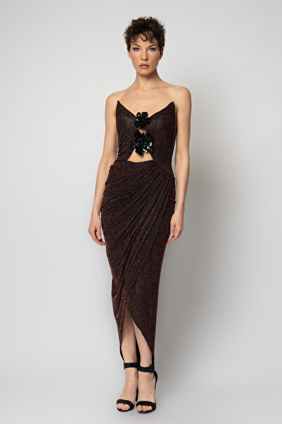 RENGIN Göğüs ortası payet çiçekli anvelop etekli şerit simli örme abiye elbise