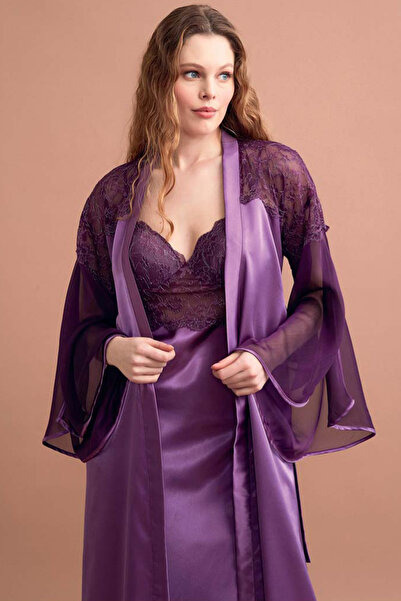 Fallen Zarif Mor İpeksi Saten Kumaş Gecelik ve Çiçekli Dantel Koldan Başlayan...