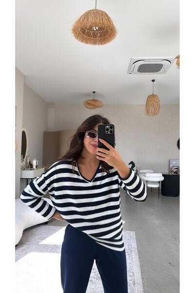 Buket Teke Navy Blue Striped V-Neck Yumoş Basic