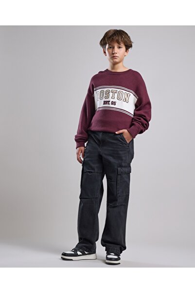 R&B Solid Relaxed Jeans with Button Closure