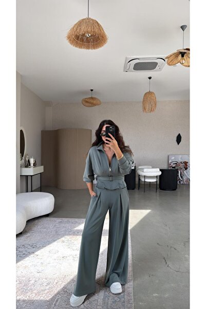 Buket Teke Set de pantaloni cu jachetă cu cataramă kaki